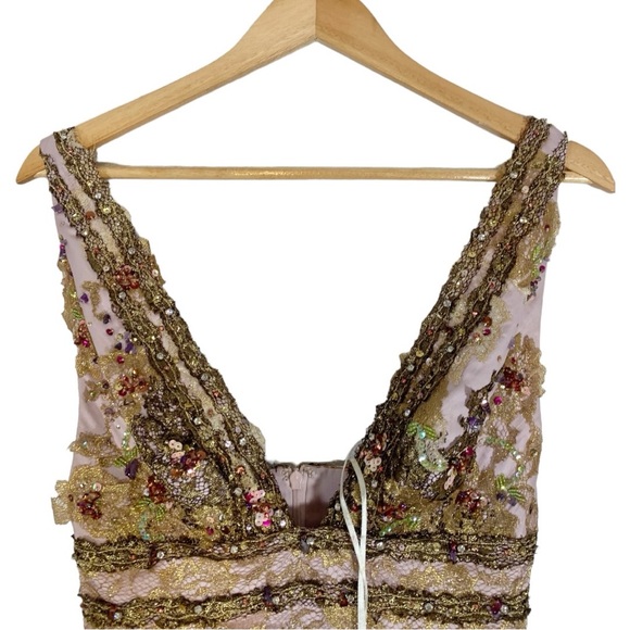 Mandalay Satin Embellished V neck Sleeveless Camisole Top Size 6 NWT - Picture 3 of 8